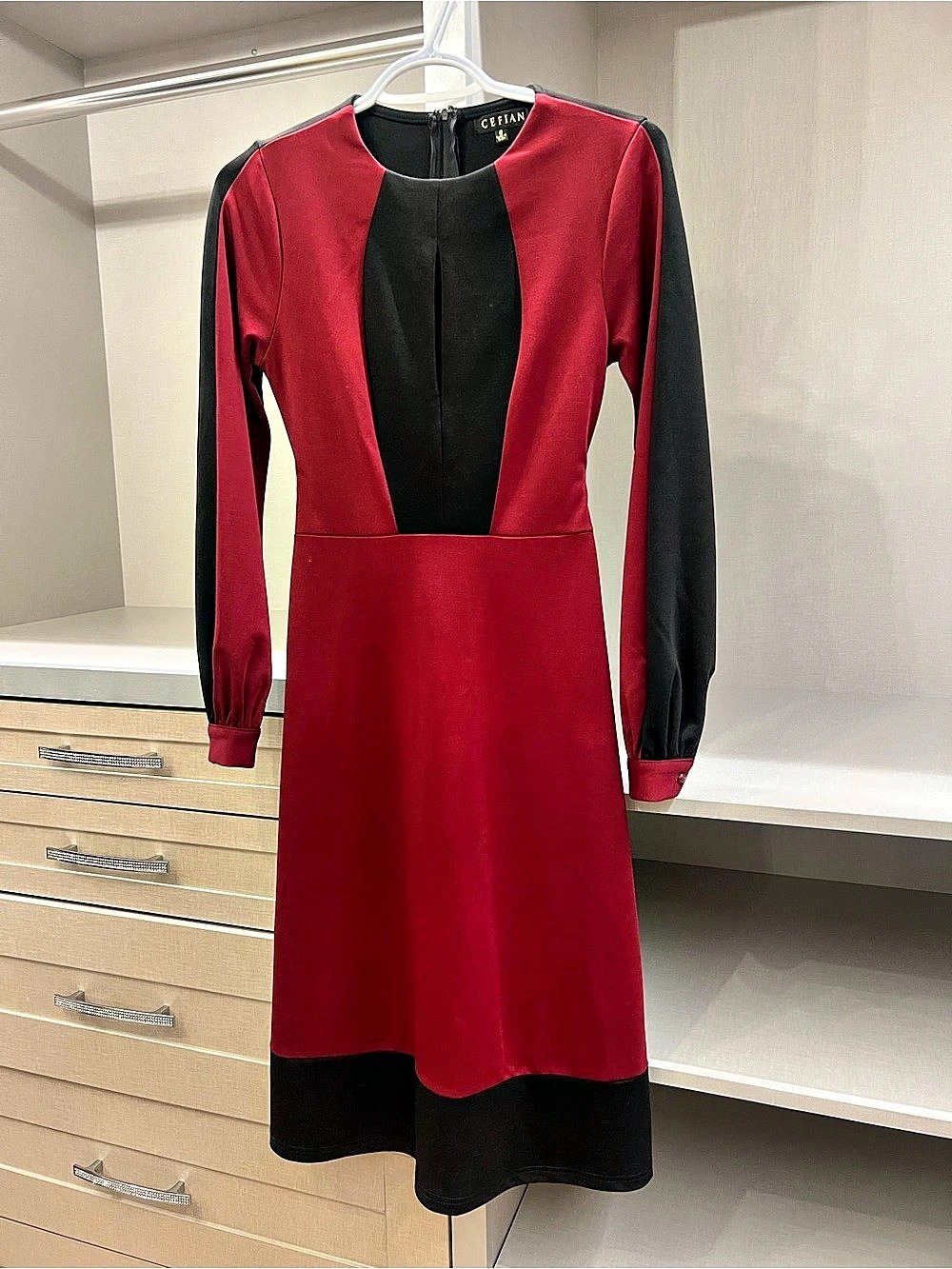 Cefian Color Block Midi Dress in Red & Black
